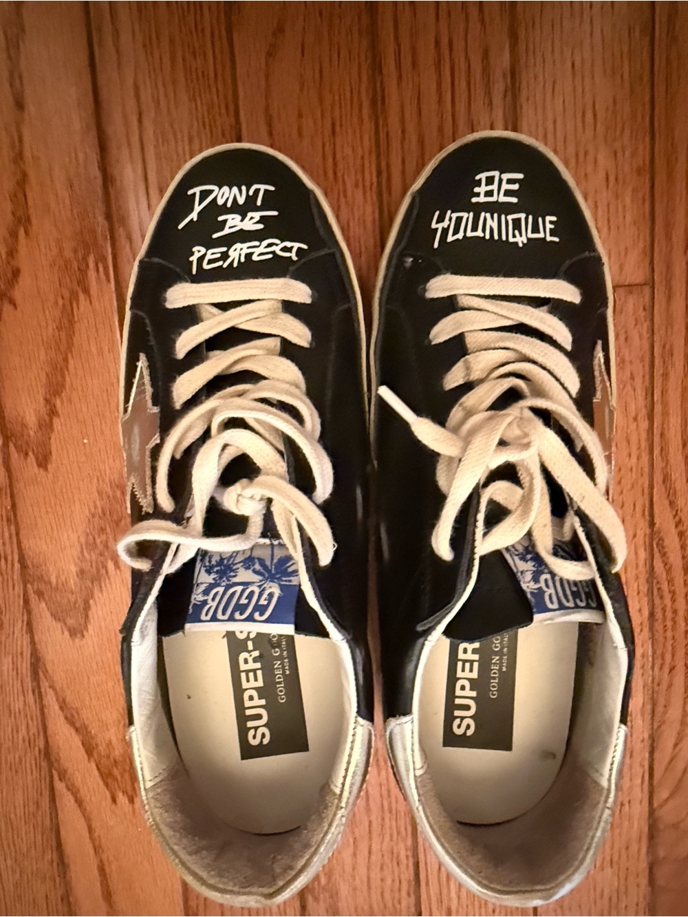 Golden Goose Black Leather Super-Star Sneakers with White Star - Picture 1 of 7